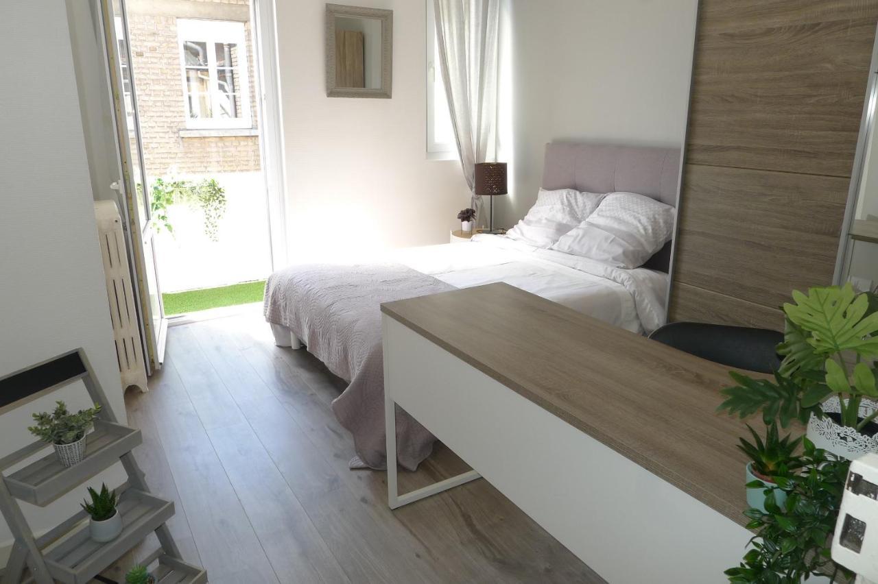 Logement Place D'Erlon Hypercentre Avec Balcon Reims Exterior foto